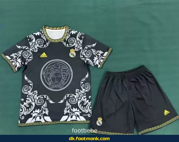 Officiel Real Madrid hjemmebane trøje 2025-2026 sort – Versace design – Fodboldtrøjer til mænd, kvinder og børn