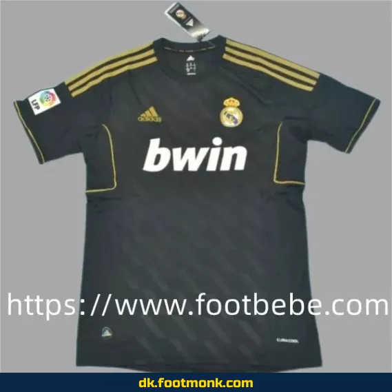 Vintage Real Madrid fodboldtrøje 2011-2012 (ude)